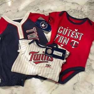 NWT Minnesota Twins Baby Onesies